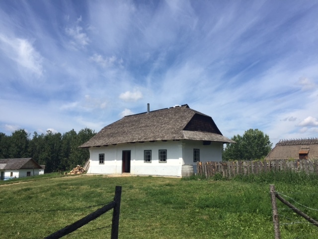 Thatch roof house in the Ukrainian Village