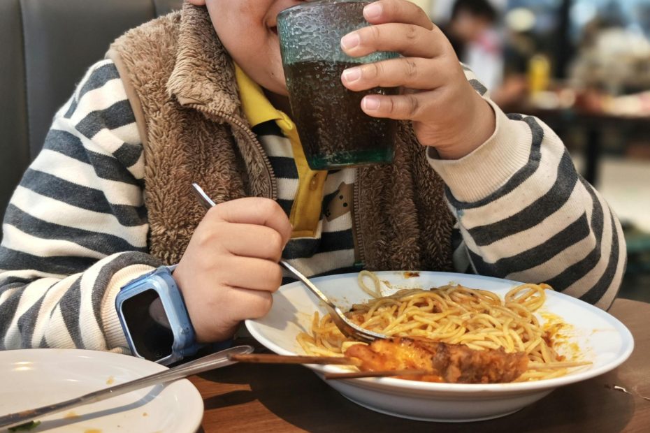 Where kids in Calgary can eat for free or cheap